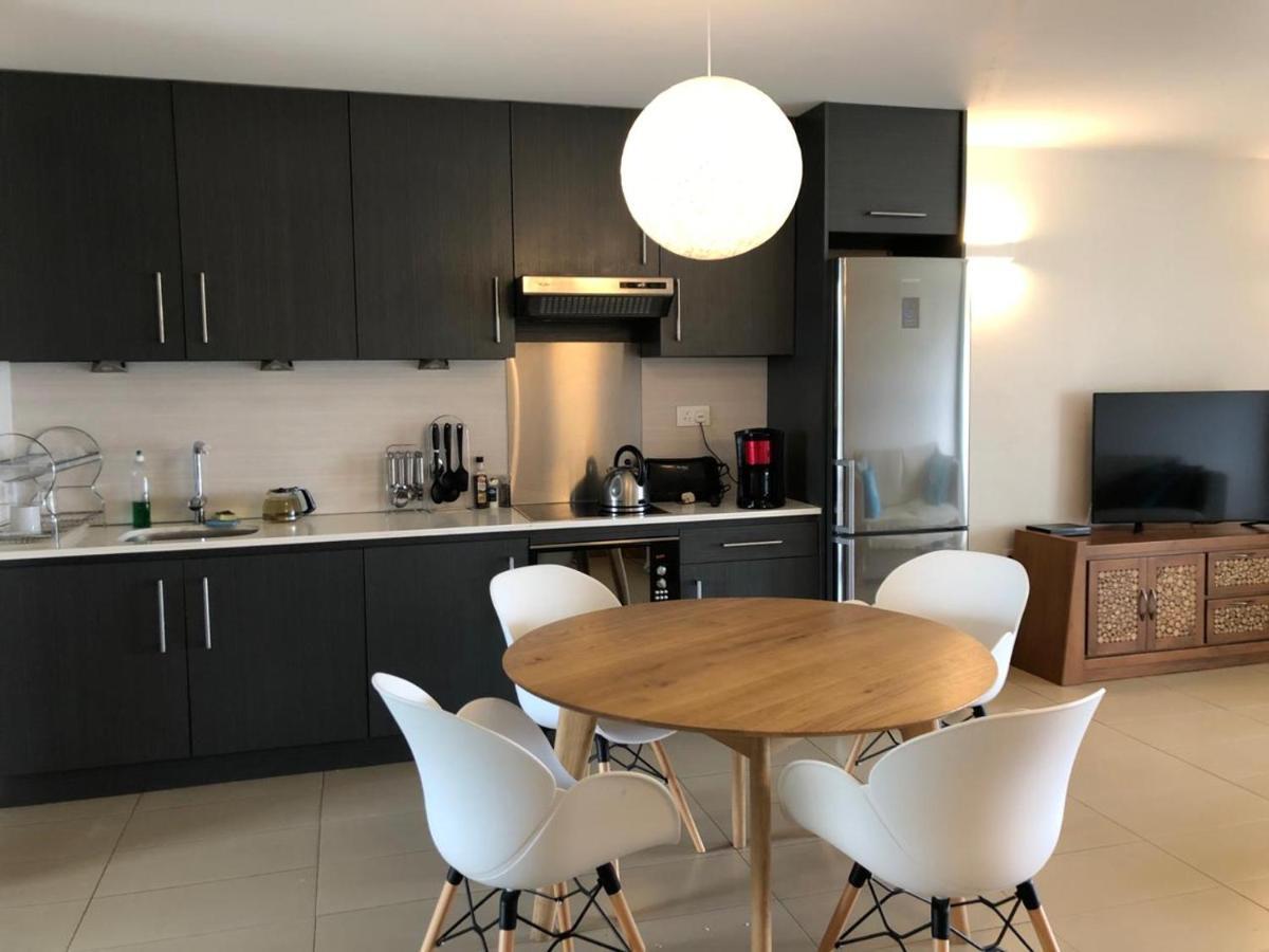 Appartement Cozy Et Elegant A 5 Minutes Des Plages Mont-Choisy Buitenkant foto